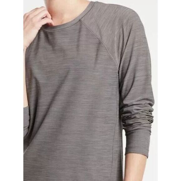 Athleta Women's Sz Large Gray Heather Ultimate Textured L/S Train Top - Picture 11 of 11